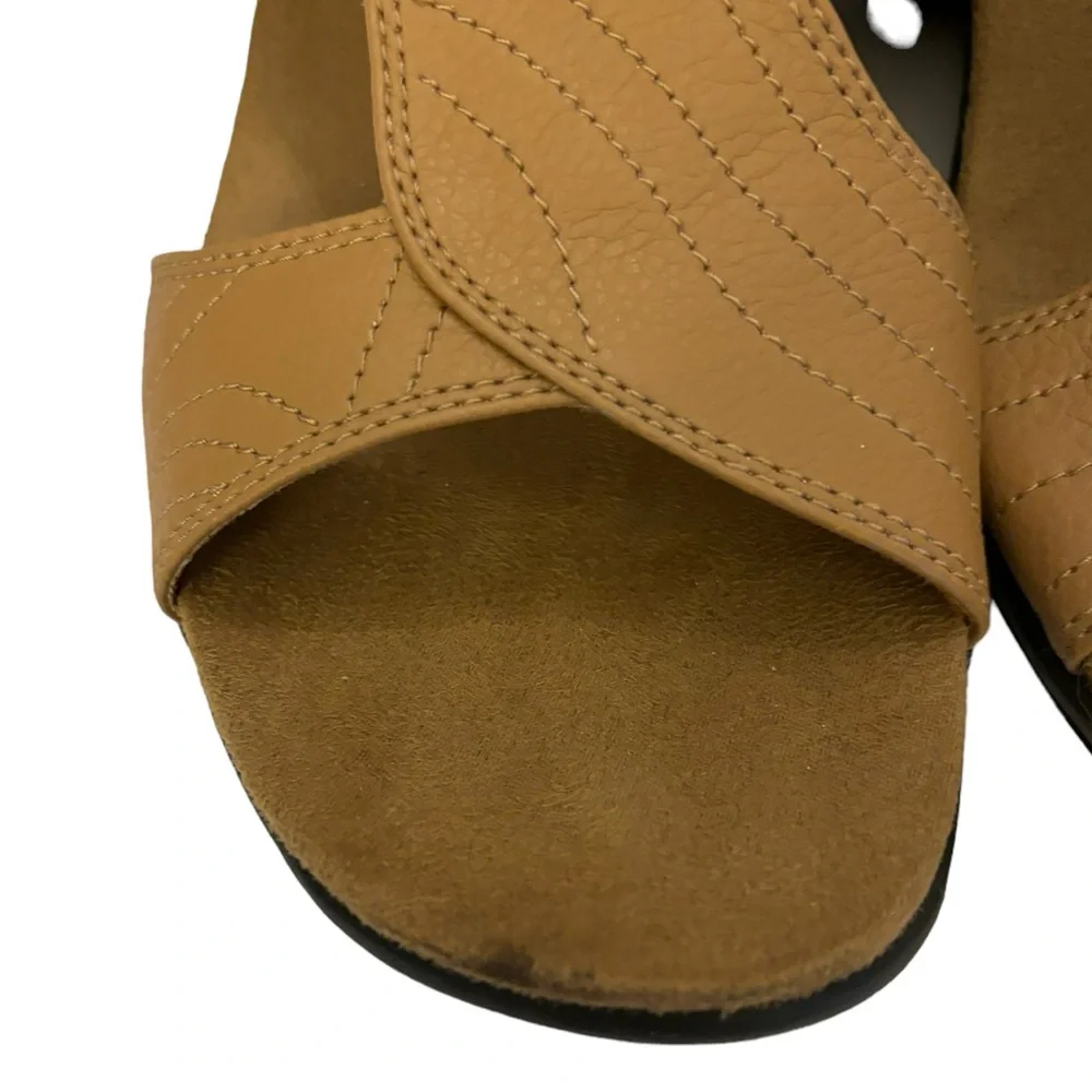 Easy Street‎ Comfort Wave Women’s Tan Slip On Sandals Size 11 - Picture 8 of 9